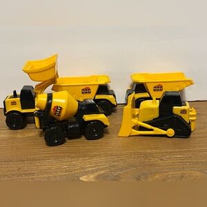 Maxx Action Construction Toy Vehicle Set - Yellow and Black Lot Of Five